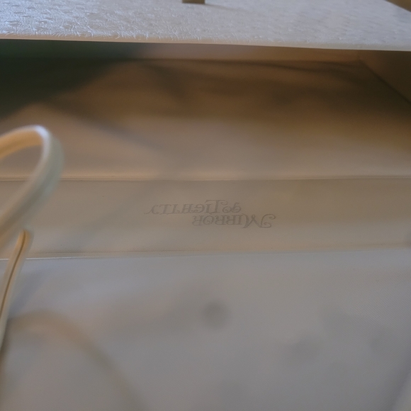 Vintage Lighted Makeup Mirror - Picture 6 of 9